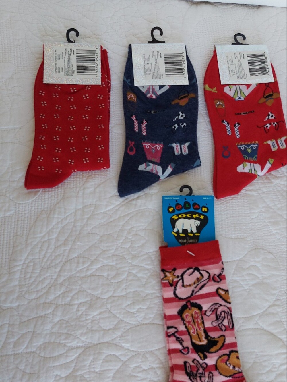 4 Sets Of Cowgirl/ BoyWestern Socks NOS Size Range 8 To 11 Rodeo Southwest Cute! - Picture 11 of 16